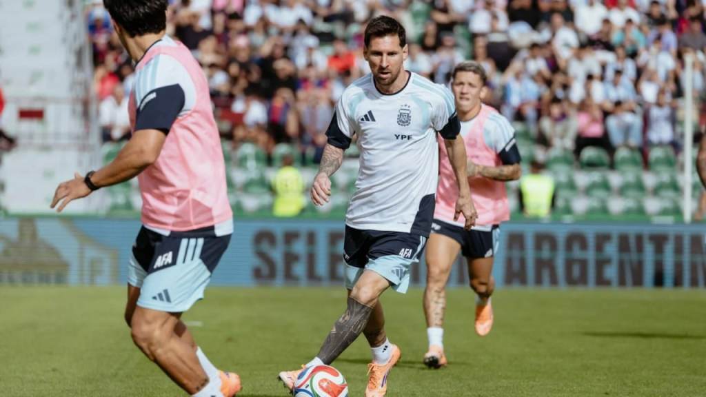 Argentina mide fuerzas con Angola en su último amistoso del&nbsp;año