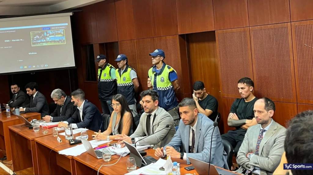 Sobreseyeron a los exjugadores de Vélez acusados de abuso&nbsp;sexual